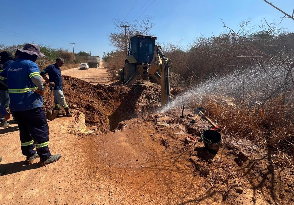 Leia mais sobre o artigo Compesa combate furtos em adutora e retoma abastecimento em Ipubi